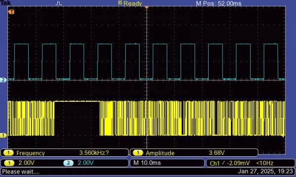 Matching the square wave voltage with to the actual signal from the PMT